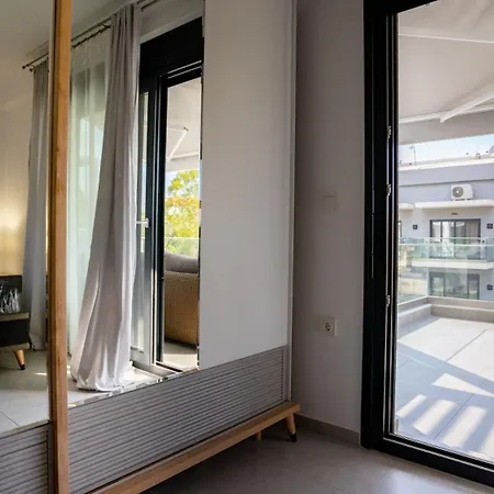 Athina Luxury Complex * Οφρύνιο
