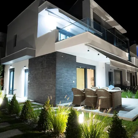 فيلة Athina Luxury Complex Ofrínion